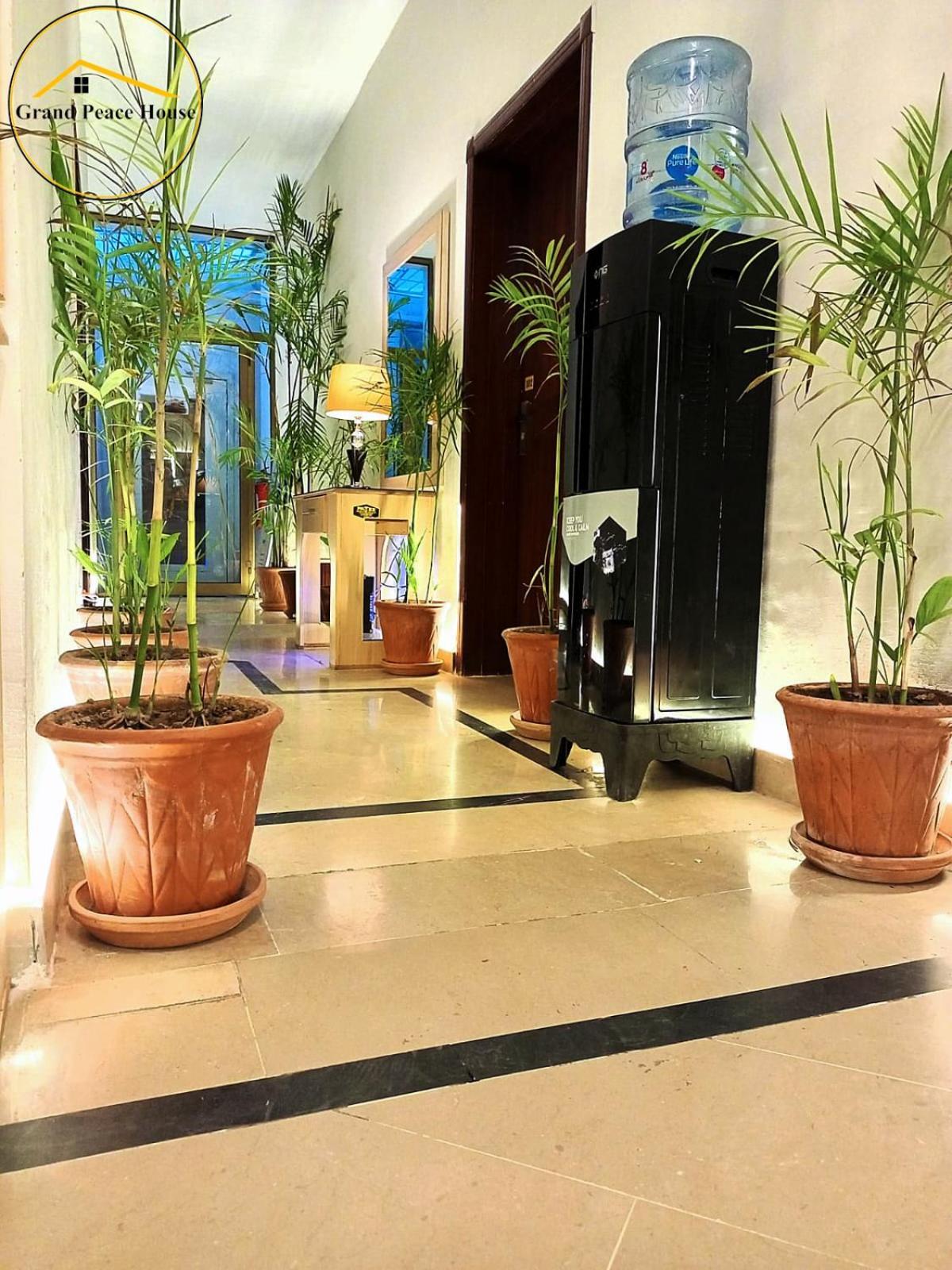 Grand Peace House I Bed and Breakfast Islamabad Exterior foto