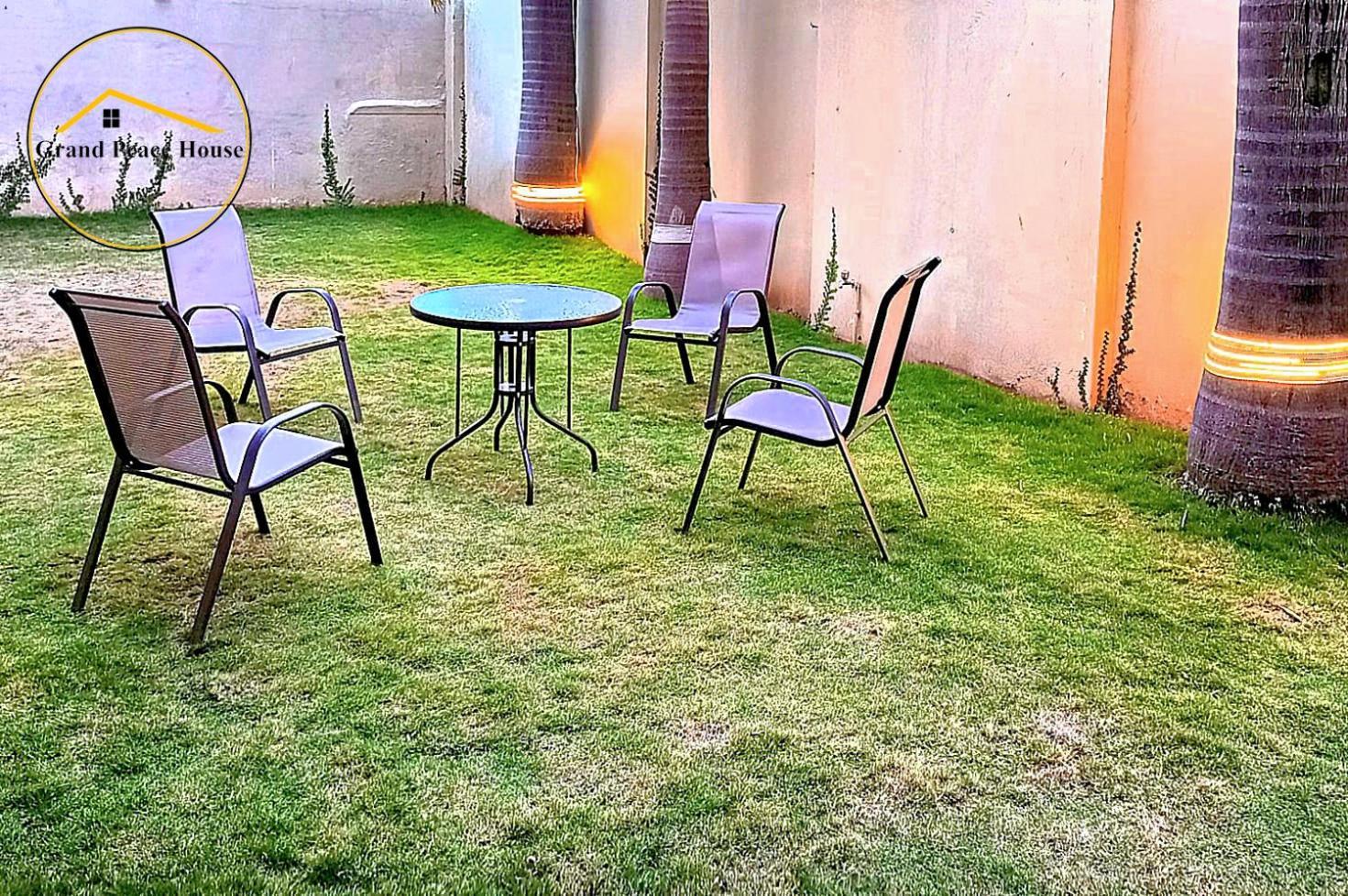 Grand Peace House I Bed and Breakfast Islamabad Exterior foto